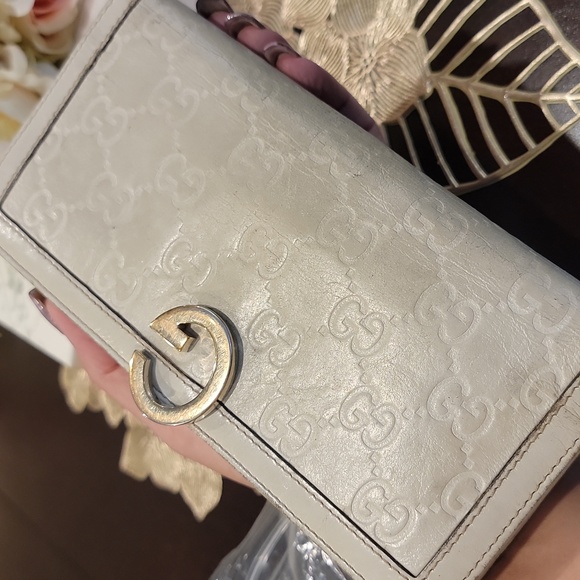 Authentic Gucci Guccisima wallet - Picture 6 of 13